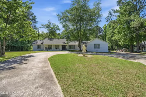 160 Von Ron Dr, Macon, GA 31210