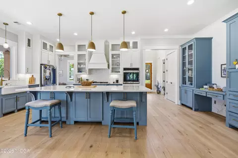 Kitchen - 1695 Harper Rd, Perry, GA 31069 photo 9 of 12
