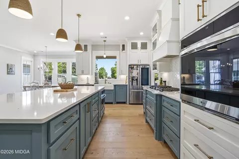 Kitchen - 1695 Harper Rd, Perry, GA 31069 photo 2 of 12