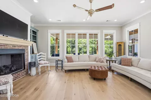 Living - 1695 Harper Rd, Perry, GA 31069 photo 3 of 3