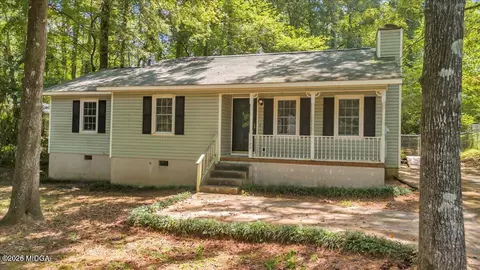 1129 Santa Fe Trl, Macon, GA 31220