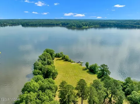 101 Water Way Ct, Macon, GA 31220