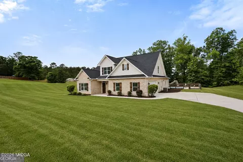 89 Claire Rd, Forsyth, GA 31029