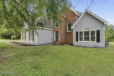 216 Eastwick Pl, Macon, GA 31210