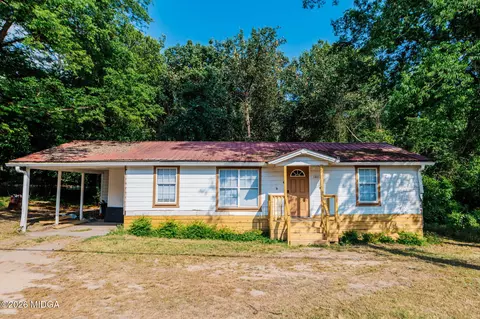 3547 Riggins Mill Rd, Macon, GA 31217
