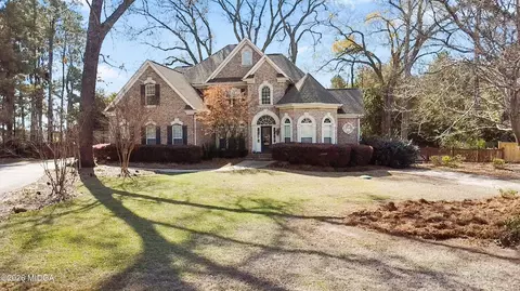 333 Royal Crest Cir, Kathleen, GA 31047