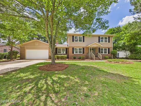 1011 Country Club Rd, Perry, GA 31069