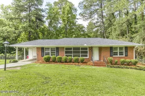 770 Winchester Cir, Macon, GA 31210