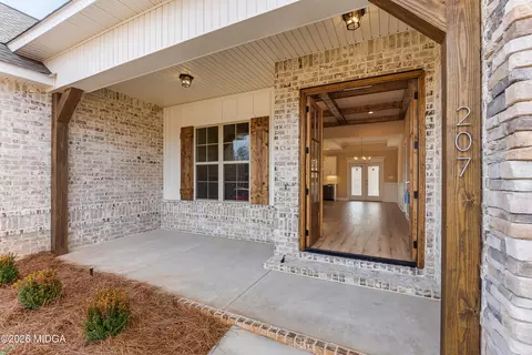 216 Golden Chestnut Bnd, Bonaire, GA 31005