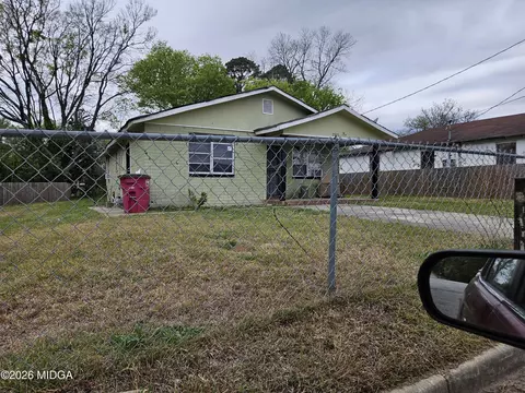 2325 Lincoln St, Macon, GA 31206
