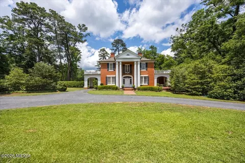 4727 Rivoli Dr, Macon, GA 31210