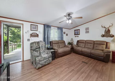 450 Lakeshore Dr, Jackson, GA 30233 photo 11
