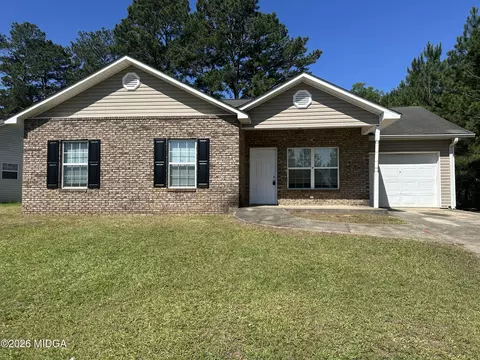 5 Joseph Rullo St, Hawkinsville, GA 31036