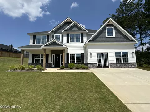 4312 Cornwall Dr #388, Forsyth, GA 31029