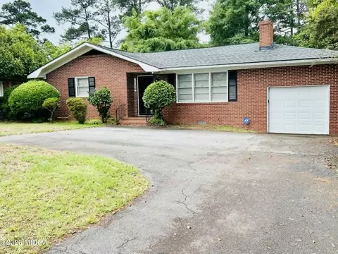 1720 Upper River Rd, Macon, GA 31211