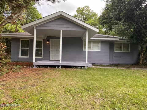 2768 Nancy Dr, Macon, GA 31206