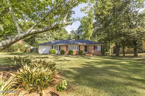 1834 Waverland Cir, Macon, GA 31211