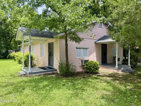 3767 Fairmont Ave, Macon, GA 31204