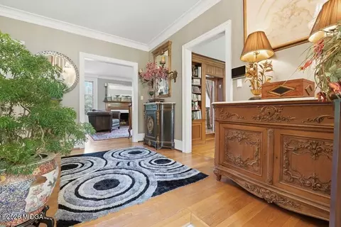 Entry Way - 3155 Ingleside Ave, Macon, GA 31204 photo 2 of 7