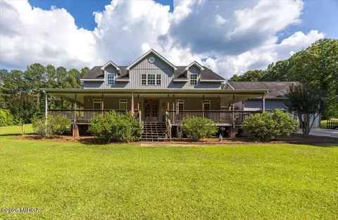400 Plantation Rd, Gray, GA 31032