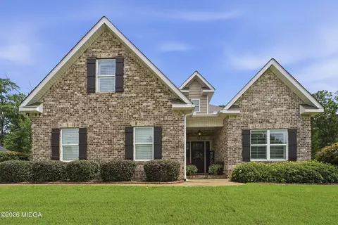 321 Willow Cove Ct, Lizella, GA 31052