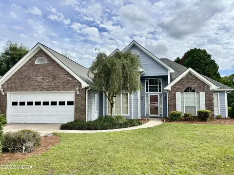 207 Pebblebrook E, Warner Robins, GA 31088