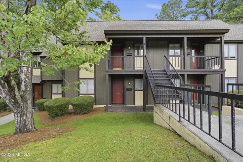 802 Willow Creek Dr, Macon, GA 31204
