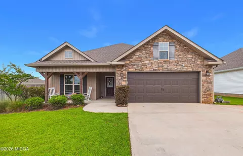 100 Wynchase Ln, Bonaire, GA 31005