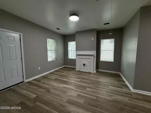 Living - Undisclosed, Macon, GA 31201 photo 1 of 2
