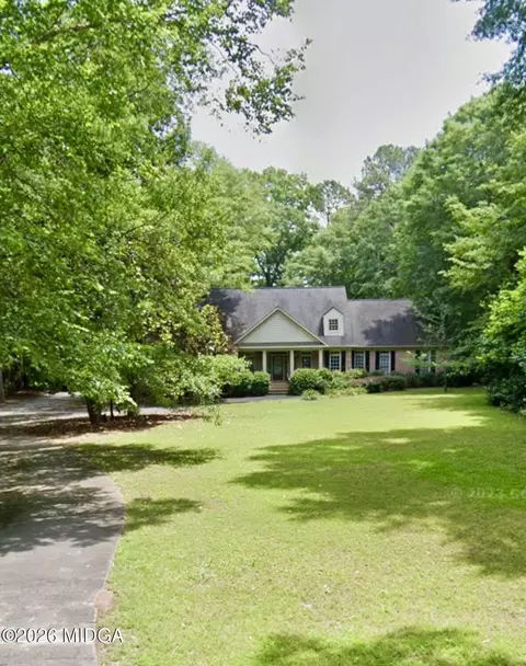 101 Howard Oaks Dr, Macon, GA 31210