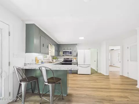 3217 Lennox Dr, Macon, GA 31204