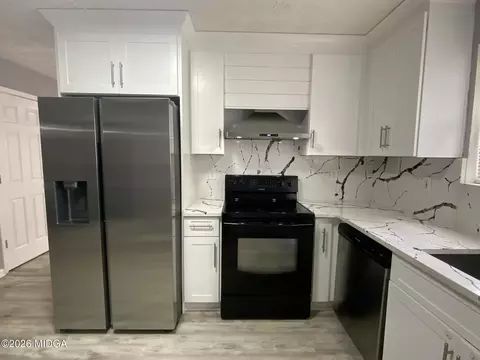 Kitchen - 6026 Bashon Ct, Macon, GA 31210 photo 1 of 4