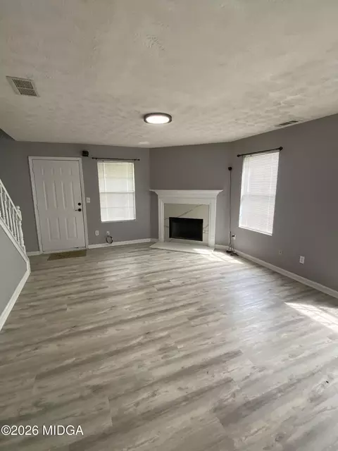 Living - 6026 Bashon Ct, Macon, GA 31210 photo 2 of 3