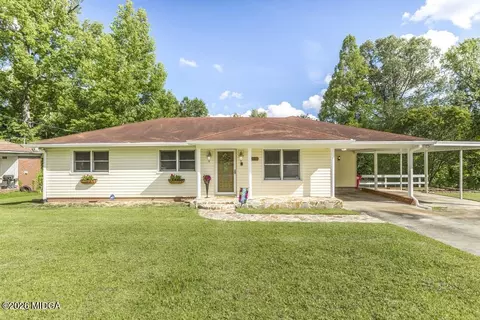 1720 Winston Dr, Macon, GA 31206