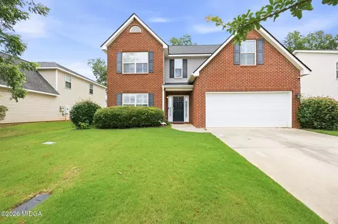 214 Haywood Dr, Kathleen, GA 31047
