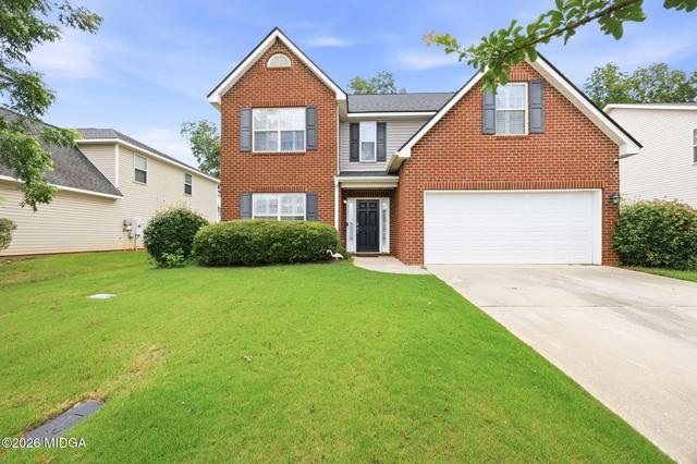 214 Haywood Dr, Kathleen, GA 31047