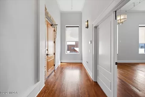 Entry Way - 522 Cherry #301, Macon, GA 31201 photo 3 of 3