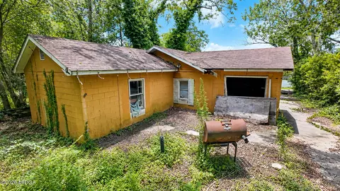 Exterior - 310 Edwards Ave, Macon, GA 31204 photo 5 of 5
