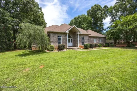 156 Henry Dr, Gray, GA 31032 photo 2