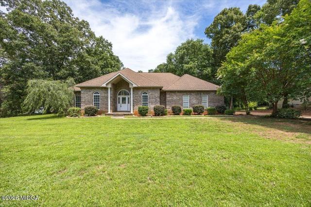 156 Henry Dr, Gray, GA 31032