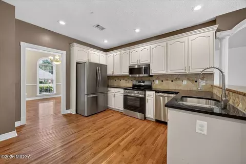 156 Henry Dr, Gray, GA 31032 photo 10