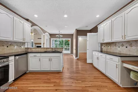 156 Henry Dr, Gray, GA 31032 photo 13