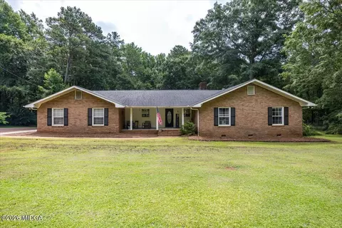 210 Newton, Forsyth, GA 31029