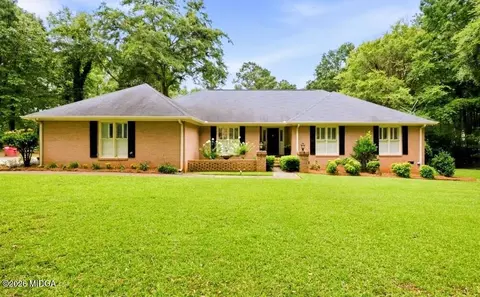 595 Heritage Dr, Macon, GA 31210