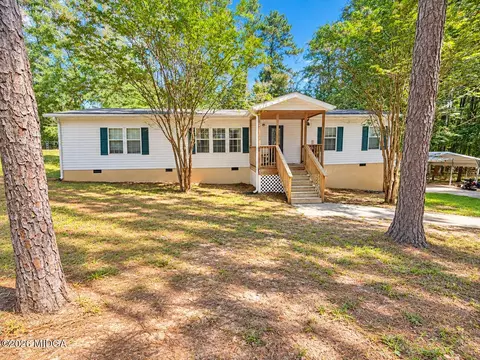 108 Rock Lake Ct, Eatonton, GA 31024