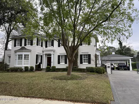 2635 Stanislaus Cir, Macon, GA 31204