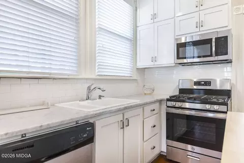 Kitchen - 167 Pierce Ave, Macon, GA 31204 photo 2 of 4