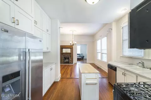 Kitchen - 167 Pierce Ave, Macon, GA 31204 photo 4 of 4