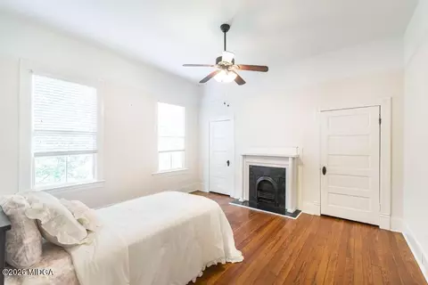 Bedroom - 167 Pierce Ave, Macon, GA 31204 photo 2 of 4