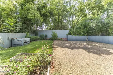 Exterior - 167 Pierce Ave, Macon, GA 31204 photo 8 of 11